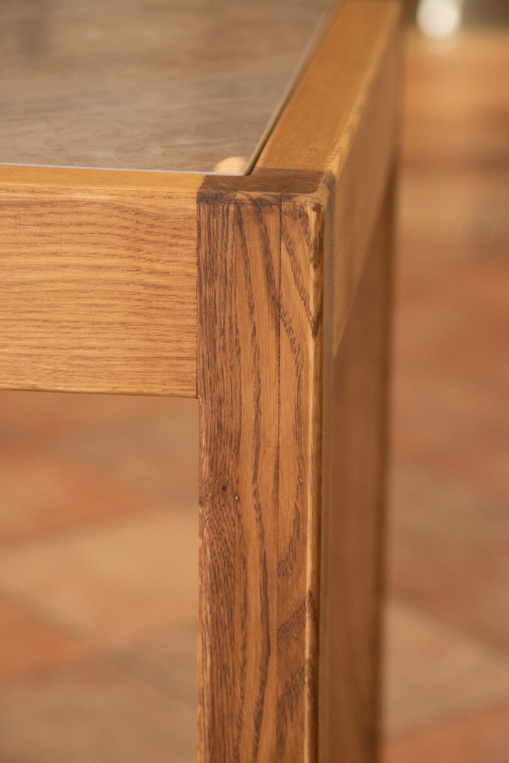 Стол со столешницей из плитки - модель 1 композиция Versace кор